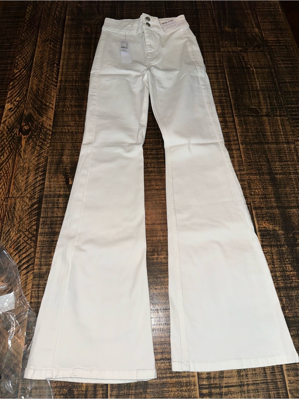 Topshop Three NWT size 26/30 White flares